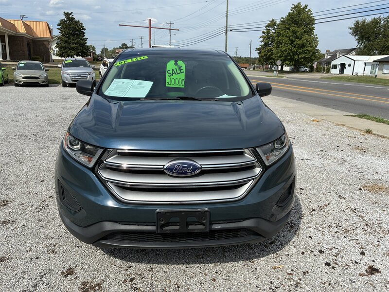 2016 Ford Edge SE  