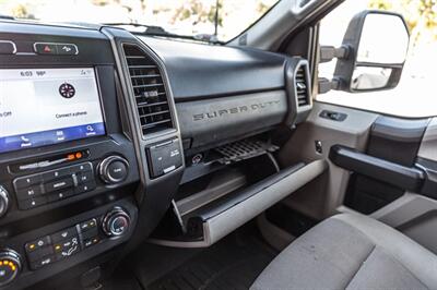 2021 Ford F-250 XL  F250 Super Duty Crew Cab - Photo 16 - Cape Coral, FL 33909