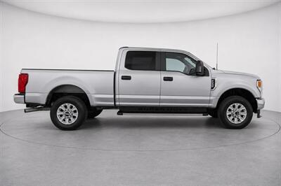 2021 Ford F-250 XL  F250 Super Duty Crew Cab - Photo 2 - Cape Coral, FL 33909