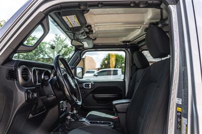 2020 Jeep Wrangler Unlimited Sport   - Photo 37 - Cape Coral, FL 33909