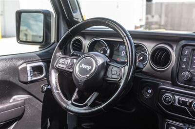 2020 Jeep Wrangler Unlimited Sport   - Photo 32 - Cape Coral, FL 33909