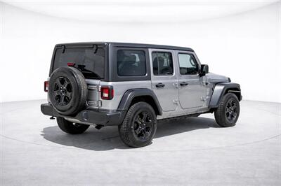 2020 Jeep Wrangler Unlimited Sport   - Photo 4 - Cape Coral, FL 33909