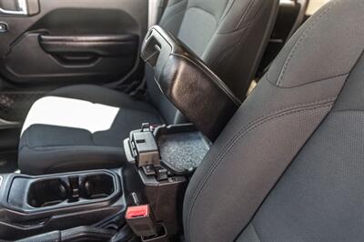 2020 Jeep Wrangler Unlimited Sport   - Photo 41 - Cape Coral, FL 33909