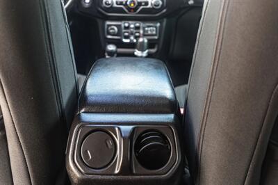 2020 Jeep Wrangler Unlimited Sport   - Photo 21 - Cape Coral, FL 33909