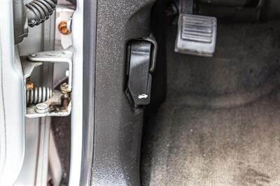 2010 Chevrolet Avalanche LTZ   - Photo 51 - Cape Coral, FL 33909
