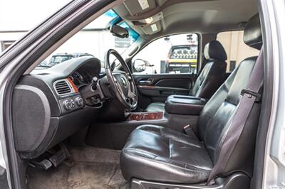 2010 Chevrolet Avalanche LTZ   - Photo 53 - Cape Coral, FL 33909