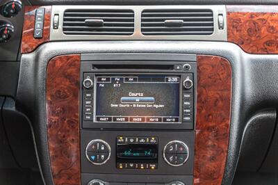 2010 Chevrolet Avalanche LTZ   - Photo 41 - Cape Coral, FL 33909