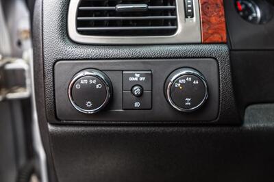 2010 Chevrolet Avalanche LTZ   - Photo 54 - Cape Coral, FL 33909