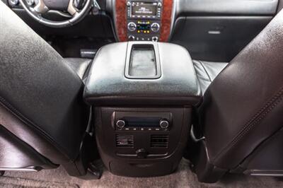 2010 Chevrolet Avalanche LTZ   - Photo 37 - Cape Coral, FL 33909