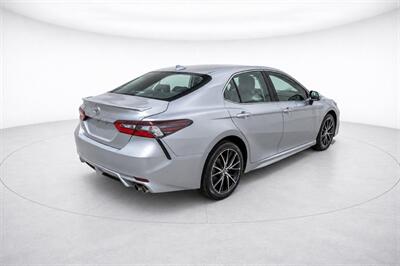 2023 Toyota Camry SE - Photo 3 - Cape Coral, FL 33909