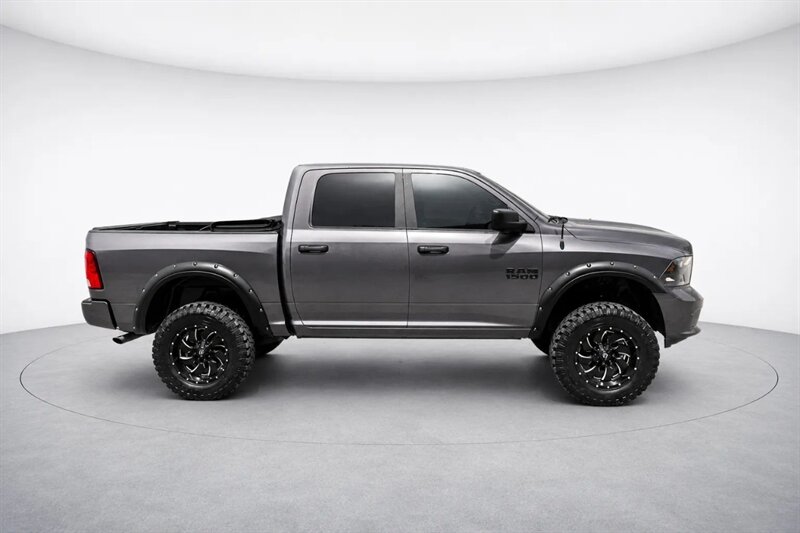 2018 RAM 1500 CREW CAB Tradesman   - Photo 1 - Cape Coral, FL 33909
