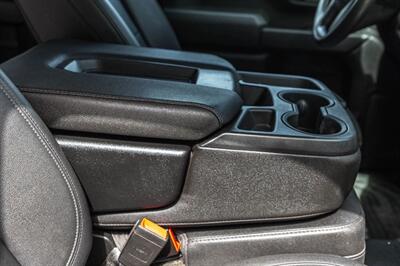 2023 GMC SIERRA 2500 HD CREW CAB Pro   - Photo 35 - Cape Coral, FL 33909