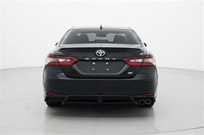 2022 Toyota Camry SE   - Photo 4 - Cape Coral, FL 33909