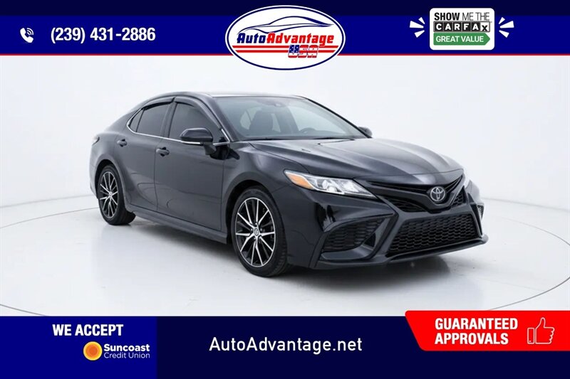 2022 Toyota Camry SE   - Photo 1 - Cape Coral, FL 33909