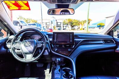 2022 Toyota Camry SE   - Photo 13 - Cape Coral, FL 33909