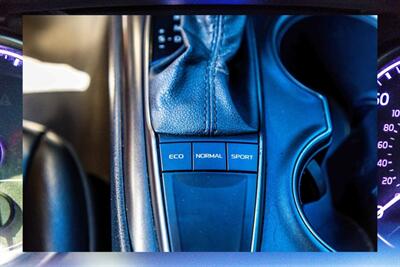2022 Toyota Camry SE   - Photo 25 - Cape Coral, FL 33909
