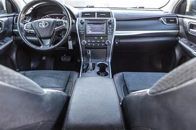 2015 Toyota Camry LE   - Photo 27 - Cape Coral, FL 33909