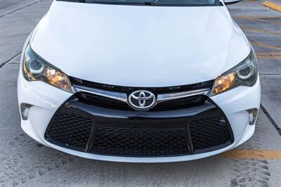 2015 Toyota Camry LE   - Photo 12 - Cape Coral, FL 33909
