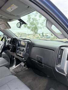 2017 Chevrolet Silverado 1500 LT Z71   - Photo 6 - El Paso, TX 79938