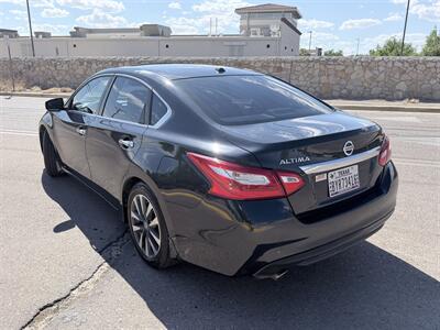 2017 Nissan Altima 2.5 - Photo 3 - El Paso, TX 79938