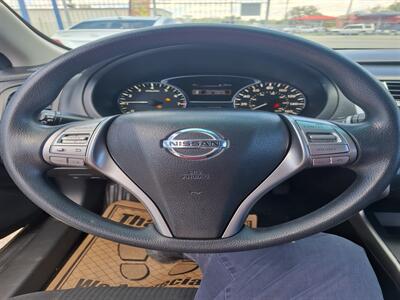 2015 Nissan Altima 2.5 S   - Photo 11 - El Paso, TX 79905