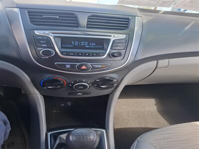 2016 Hyundai Accent SE - Photo 11 - El Paso, TX 79905