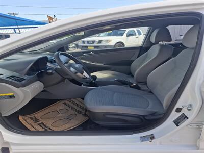 2016 Hyundai Accent SE - Photo 7 - El Paso, TX 79905