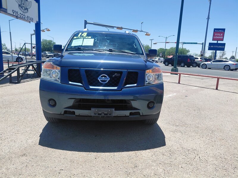 2014 Nissan Armada SV  
