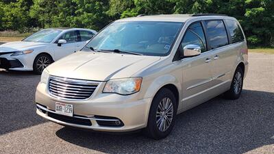 2014 Chrysler Town and Country Touring-L - Photo 1 - Baraboo, WI 53913