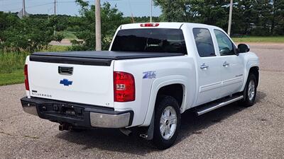 2011 Chevrolet Silverado 1500 LT - Photo 8 - Baraboo, WI 53913