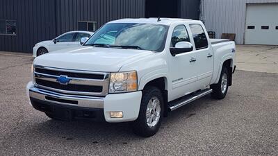 2011 Chevrolet Silverado 1500 LT - Photo 4 - Baraboo, WI 53913