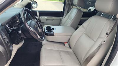 2011 Chevrolet Silverado 1500 LT - Photo 10 - Baraboo, WI 53913
