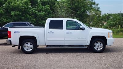 2011 Chevrolet Silverado 1500 LT - Photo 3 - Baraboo, WI 53913