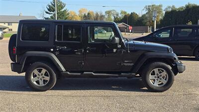 2013 Jeep Wrangler Unlimited Sport   - Photo 4 - Baraboo, WI 53913