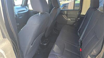 2013 Jeep Wrangler Unlimited Sport   - Photo 17 - Baraboo, WI 53913