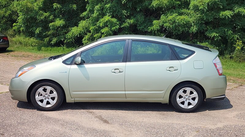 2008 Toyota Prius Touring - Photo 4 - Baraboo, WI 53913