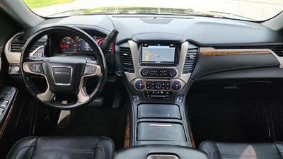 2016 GMC Yukon XL Denali   - Photo 15 - Baraboo, WI 53913