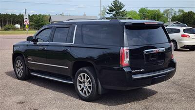 2016 GMC Yukon XL Denali   - Photo 6 - Baraboo, WI 53913