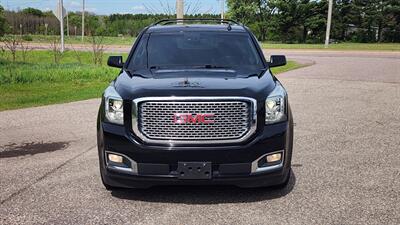 2016 GMC Yukon XL Denali   - Photo 2 - Baraboo, WI 53913
