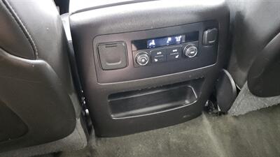 2016 GMC Yukon XL Denali   - Photo 16 - Baraboo, WI 53913