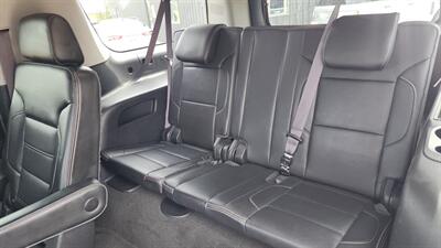2016 GMC Yukon XL Denali   - Photo 14 - Baraboo, WI 53913