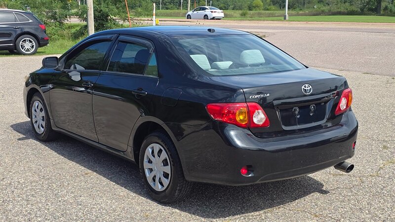 2009 Toyota Corolla - Photo 6 - Baraboo, WI 53913