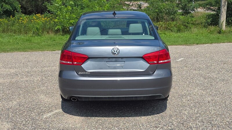 2013 Volkswagen Passat TDI SE - Photo 7 - Baraboo, WI 53913