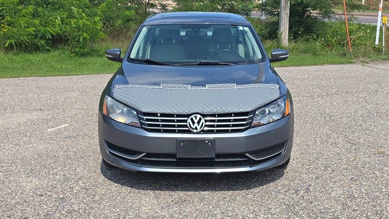 2013 Volkswagen Passat TDI SE - Photo 2 - Baraboo, WI 53913