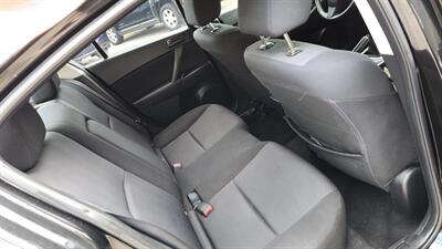 2010 Mazda Mazda3 i Sport - Photo 13 - Baraboo, WI 53913