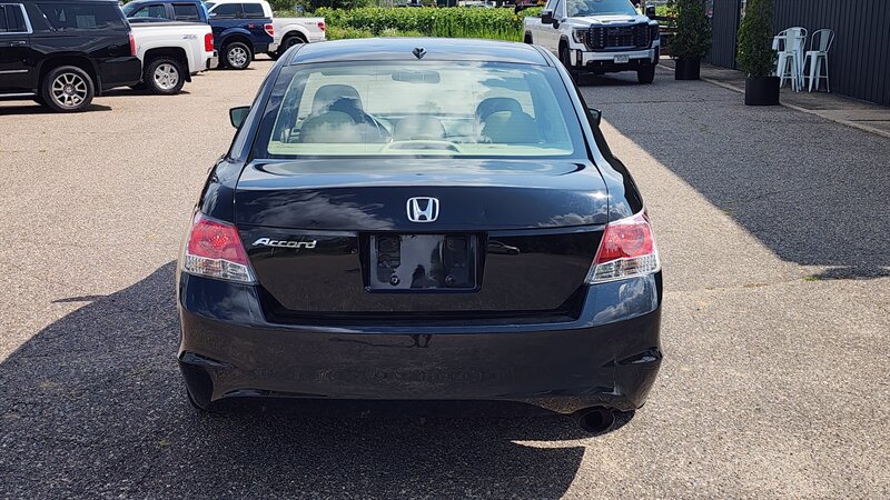 2010 Honda Accord EX-L - Photo 7 - Baraboo, WI 53913