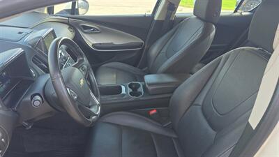 2013 Chevrolet Volt Premium - Photo 10 - Baraboo, WI 53913
