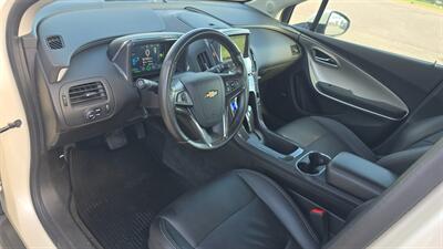 2013 Chevrolet Volt Premium - Photo 9 - Baraboo, WI 53913
