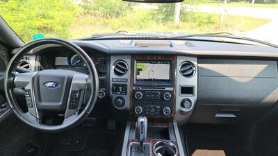 2015 Ford Expedition Platinum   - Photo 13 - Baraboo, WI 53913