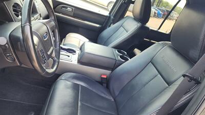 2015 Ford Expedition Platinum   - Photo 10 - Baraboo, WI 53913